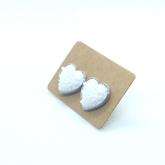 5/$25 WHITE Heart Shaped Druzy Earring Iridescent Studs Heart Shaped Glitter - Picture 5 of 5